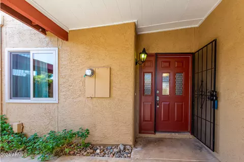 910 N Center St #9, Mesa, AZ 85201