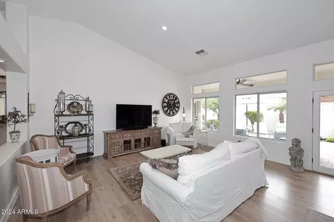 1904 E Freeport Ct, Gilbert, AZ 85234 photo 6