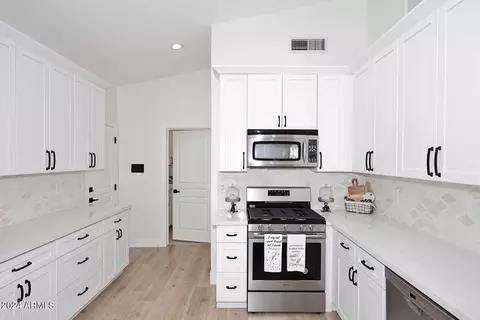 1904 E Freeport Ct, Gilbert, AZ 85234 photo 17