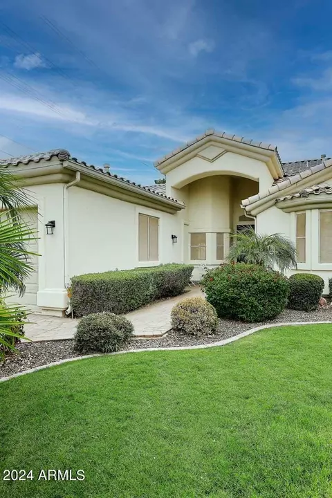 1904 E Freeport Ct, Gilbert, AZ 85234 photo 3