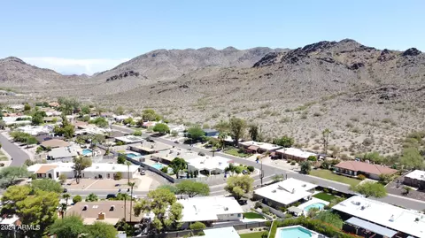 View/Area - 3202 E Las Rocas Dr, Phoenix, AZ 85028 photo 4 of 8