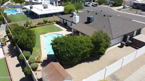 View/Area - 3202 E Las Rocas Dr, Phoenix, AZ 85028 photo 6 of 8