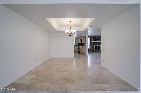 Dining - 3202 E Las Rocas Dr, Phoenix, AZ 85028 photo 1 of 2
