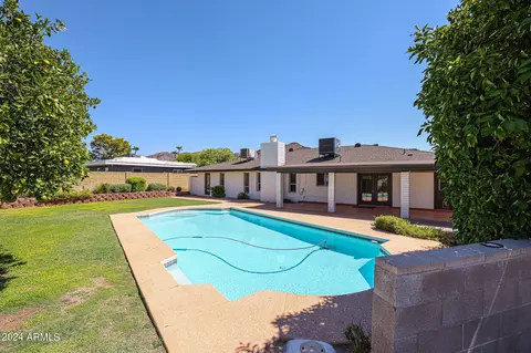 Exterior - 3202 E Las Rocas Dr, Phoenix, AZ 85028 photo 16 of 17