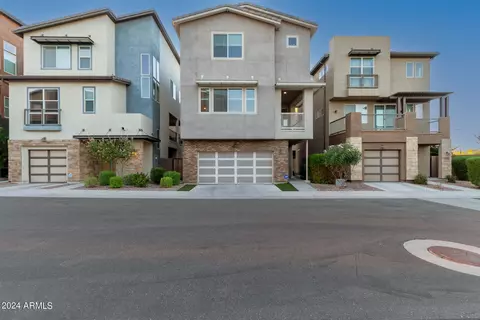7038 W Carter Dr, Chandler, AZ 85226