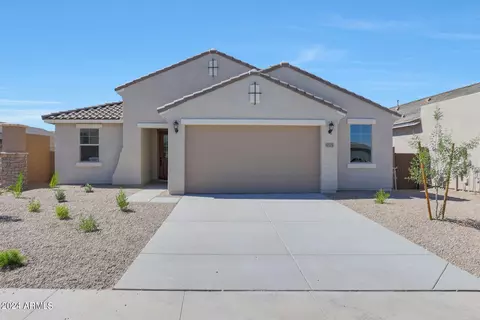 4329 W Nora Dr W, San Tan Valley, AZ 85142