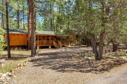 2965 Lone Star Dr, Overgaard, AZ 85933 photo 5