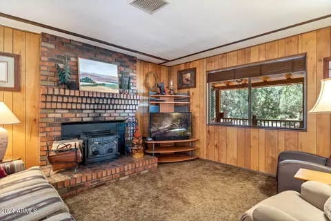 2965 Lone Star Dr, Overgaard, AZ 85933 photo 10