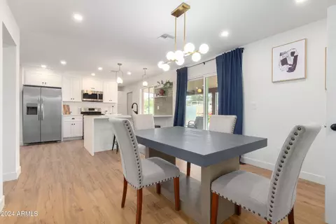 Dining - 2908 E Sylvia St, Phoenix, AZ 85032 photo 2 of 2