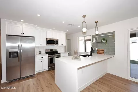 2908 E Sylvia St, Phoenix, AZ 85032