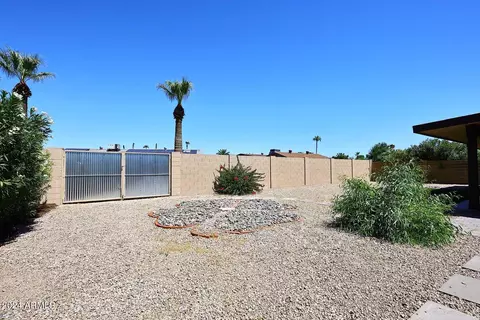 Exterior - 2908 E Sylvia St, Phoenix, AZ 85032 photo 9 of 13