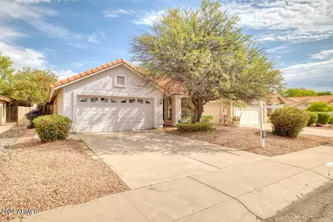 8844 E Charter Oak Dr, Scottsdale, AZ 85260