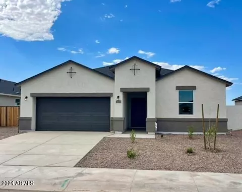 5823 E Clandestine Dr, San Tan Valley, AZ 85140