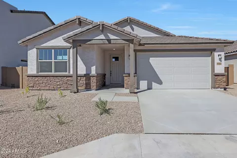 4084 W Nora Dr W, San Tan Valley, AZ 85142