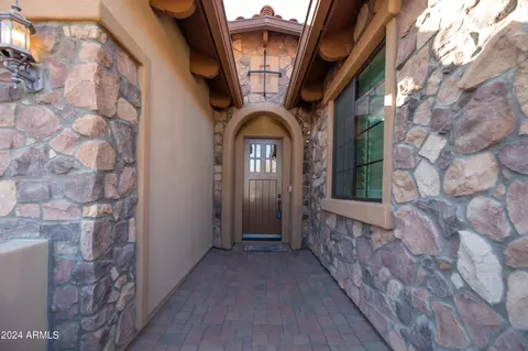 8727 E Jasmine St, Mesa, AZ 85207 photo 3