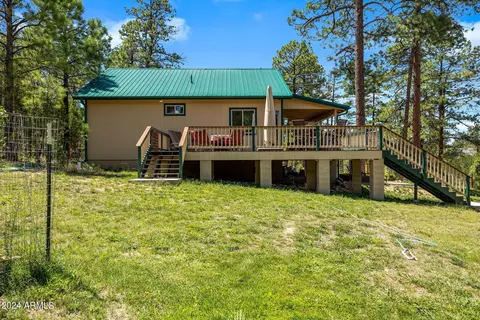 2923 Red Cinder Rd, Overgaard, AZ 85933 photo 21
