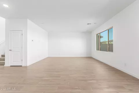 9238 E Spiral Ave, Mesa, AZ 85212 photo 11