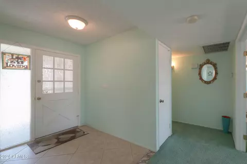 Entry Way - 4906 E Lake Point Cir, Phoenix, AZ 85044 photo 3 of 6