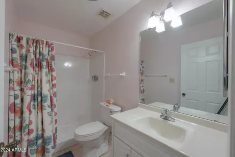 Bath - 4906 E Lake Point Cir, Phoenix, AZ 85044 photo 1 of 3