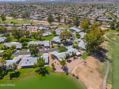 View/Area - 4906 E Lake Point Cir, Phoenix, AZ 85044 photo 11 of 12