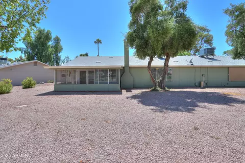 Exterior - 4906 E Lake Point Cir, Phoenix, AZ 85044 photo 6 of 19