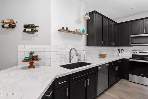 6535 E Superstition Springs Blvd #231, Mesa, AZ 85206