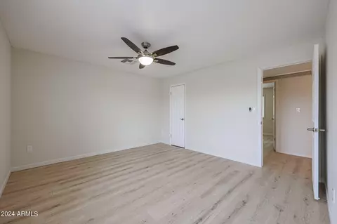 3443 E Paradise Dr, Phoenix, AZ 85028 photo 22