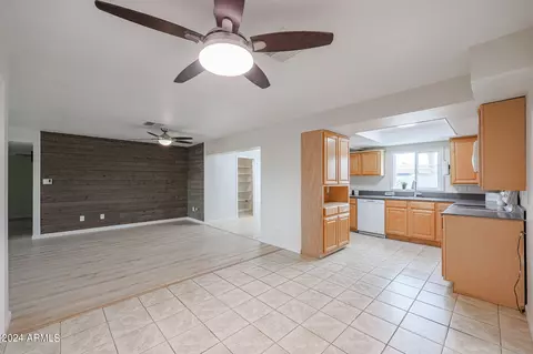 3443 E Paradise Dr, Phoenix, AZ 85028 photo 18