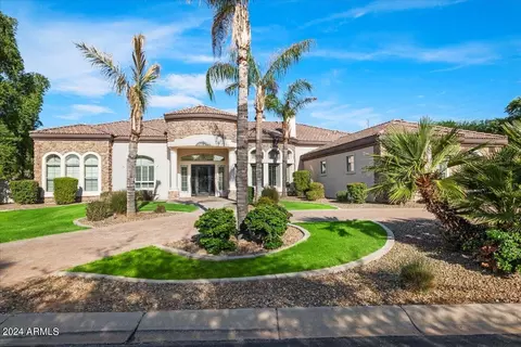 4741 S Rockwell St, Gilbert, AZ 85297