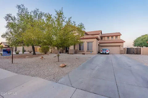 32121 N Chestnut Trl, San Tan Valley, AZ 85143