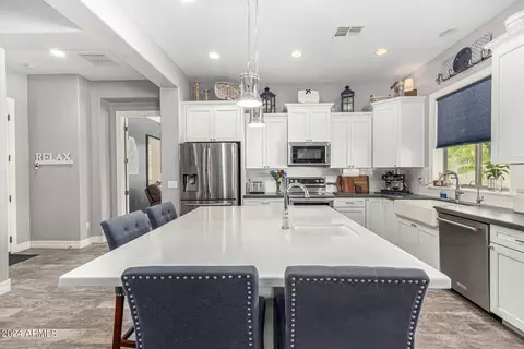 Kitchen - 1372 E Lovebird Ct, Gilbert, AZ 85297 photo 1 of 5