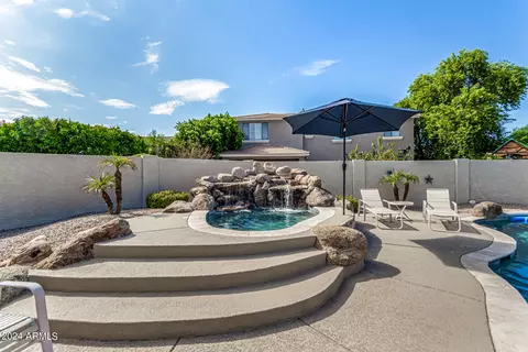 Exterior - 1372 E Lovebird Ct, Gilbert, AZ 85297 photo 12 of 15