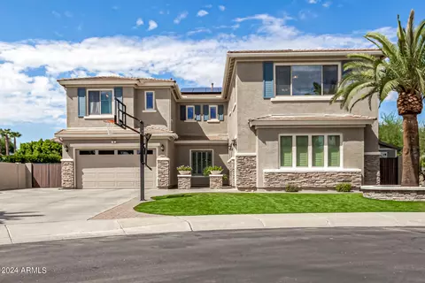 Exterior - 1372 E Lovebird Ct, Gilbert, AZ 85297 photo 2 of 15