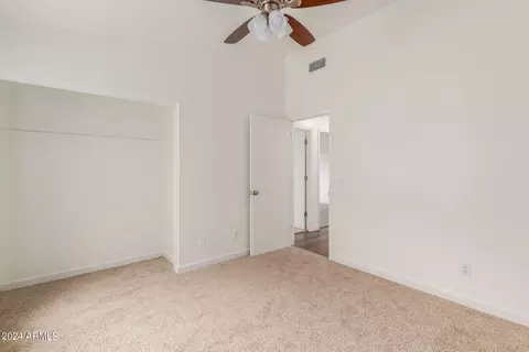7016 S 16th Way, Phoenix, AZ 85042 photo 26