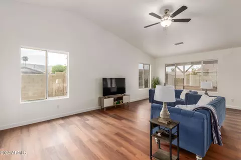 7016 S 16th Way, Phoenix, AZ 85042 photo 11