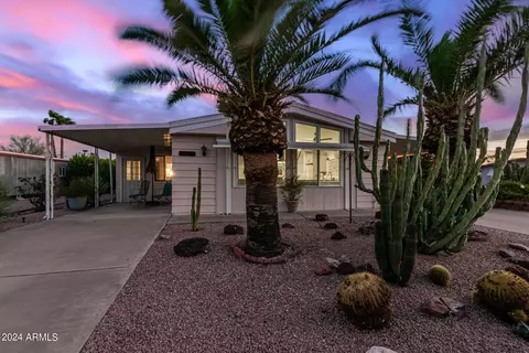 8301 E Calypso Ave, Mesa, AZ 85208