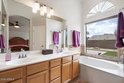4327 E Tether Trl, Phoenix, AZ 85050 photo 21