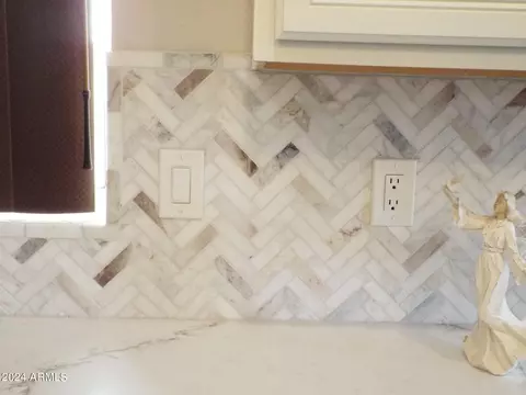 4327 E Tether Trl, Phoenix, AZ 85050 photo 10