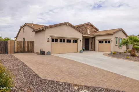 3626 E Cassia Ln, Gilbert, AZ 85298 photo 8