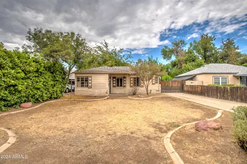 1114 W Heatherbrae Dr, Phoenix, AZ 85013 photo 4