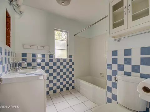 1114 W Heatherbrae Dr, Phoenix, AZ 85013 photo 17