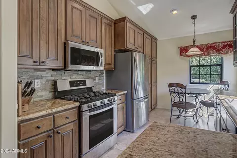 Kitchen - 9285 W Juniper Rd, Pine, AZ 85544 photo 7 of 7