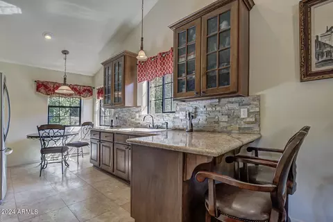 Kitchen - 9285 W Juniper Rd, Pine, AZ 85544 photo 6 of 7