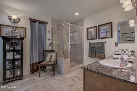 Bath - 9285 W Juniper Rd, Pine, AZ 85544 photo 1 of 8