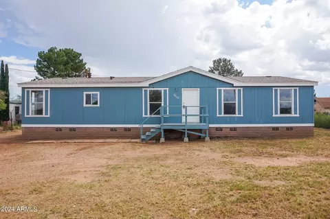 9802 E Cana St, Hereford, AZ 85615