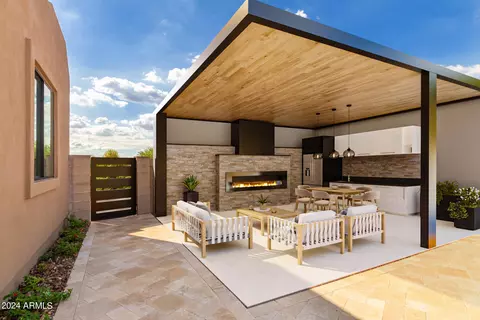 Other - 1024 W Cloud Rd, Phoenix, AZ 85086 photo 3 of 22