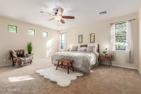 Bedroom - 1024 W Cloud Rd, Phoenix, AZ 85086 photo 3 of 8