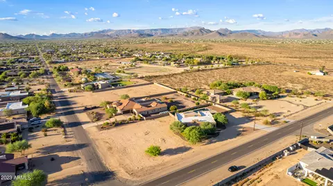 View/Area - 1024 W Cloud Rd, Phoenix, AZ 85086 photo 5 of 11