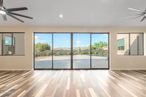 Living - 1024 W Cloud Rd, Phoenix, AZ 85086 photo 11 of 15