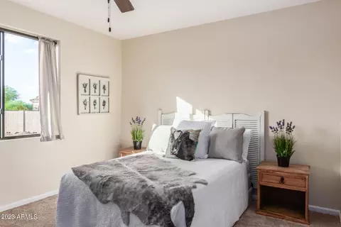 Bedroom - 1024 W Cloud Rd, Phoenix, AZ 85086 photo 6 of 8